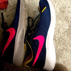 Nike shoes